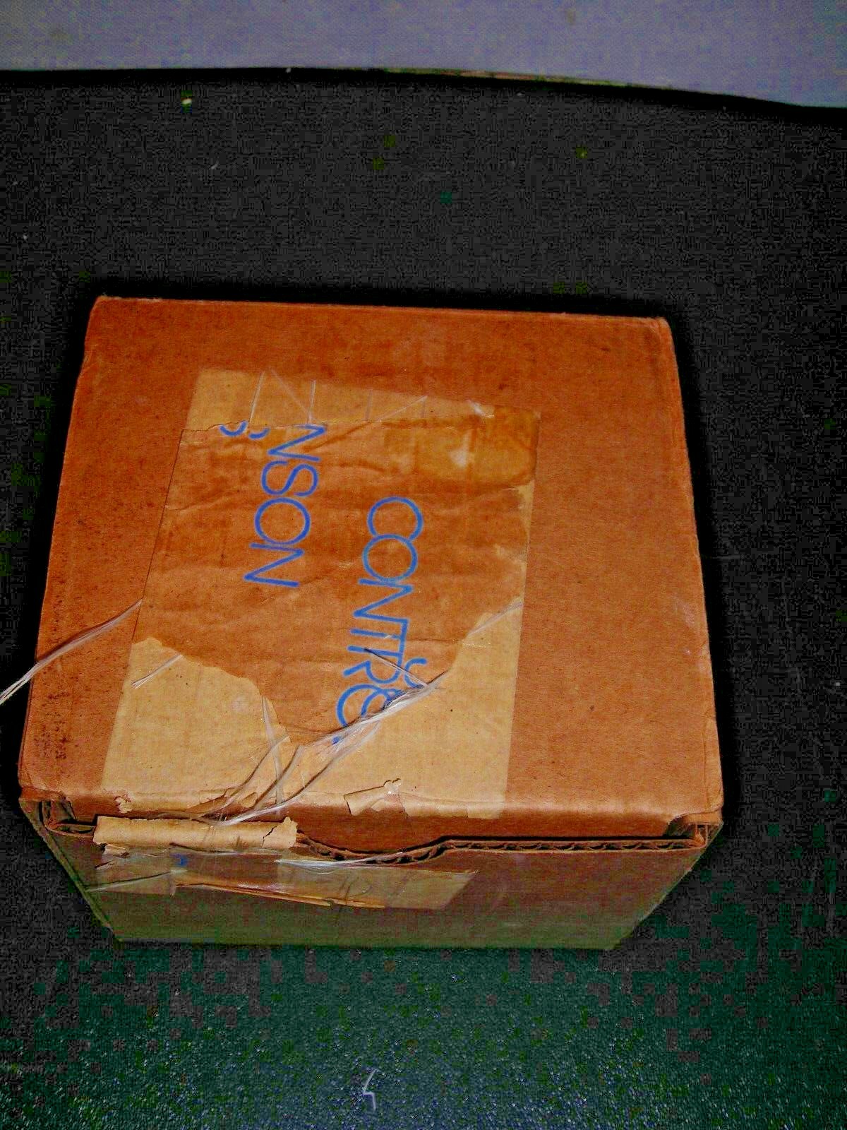 JOHNSON V-3000-1 PNEUMATIC VALVE ACTUATOR V30001 NEW NIB