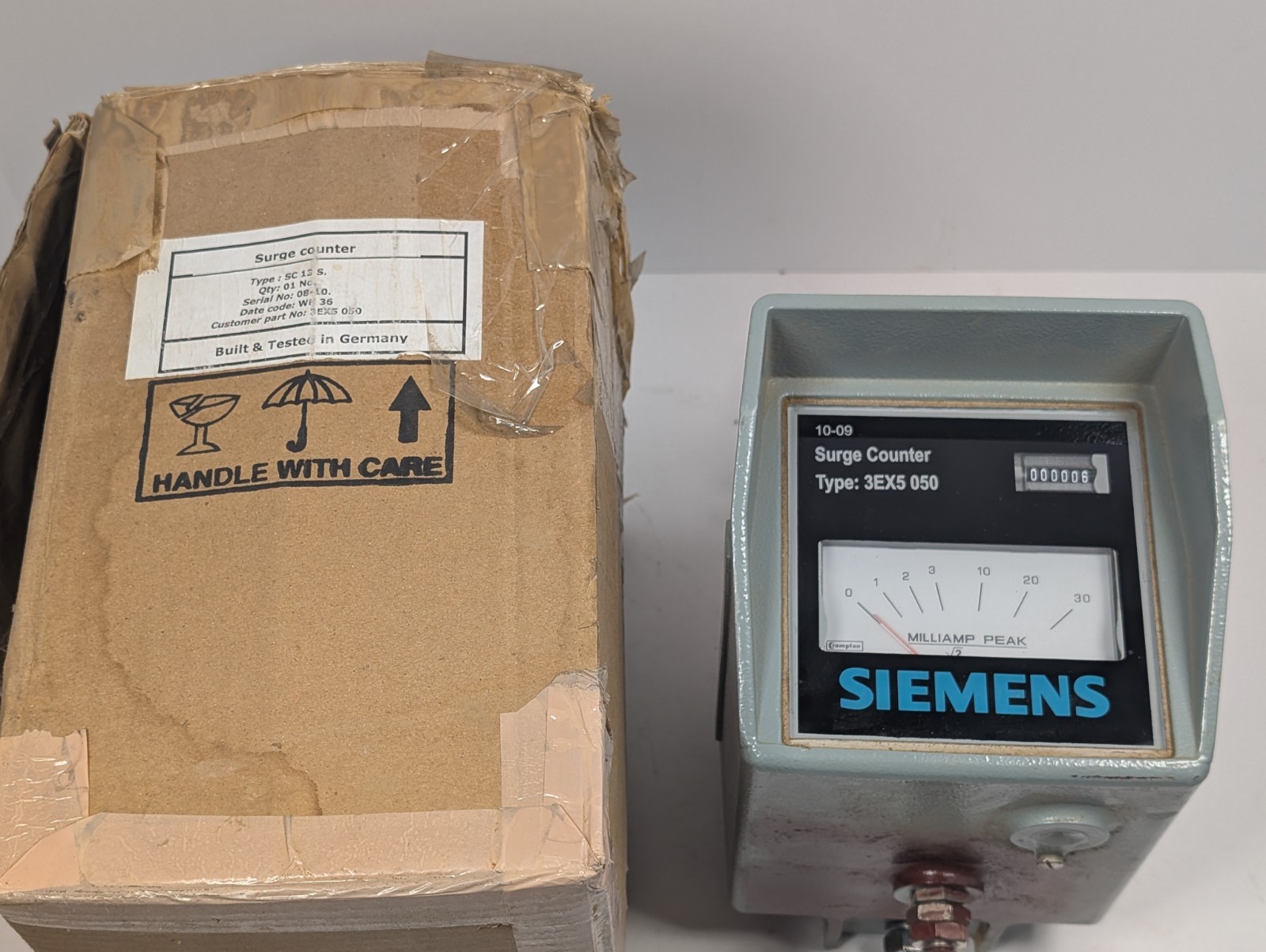 Siemens Lightning Surge Counter 3EX5 050