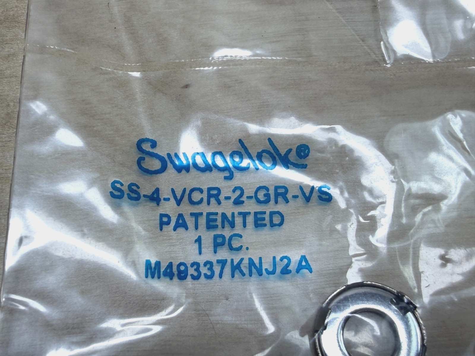 Lot of 4 Swagelok SS-4-VCR-2-GR-VS Stainless Steel VCR Gasket Retainer 1/4 in