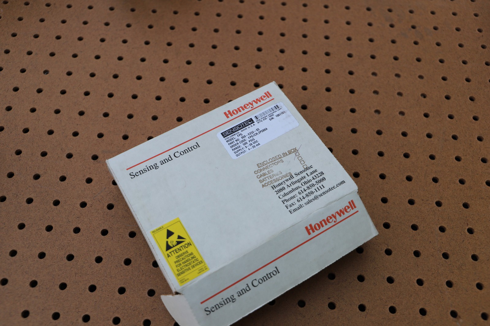 HONEYWELL SENSOTECH FPG 060-E232-03 AMPLIFIED PRESSURE TRANSDUCER SENSOR