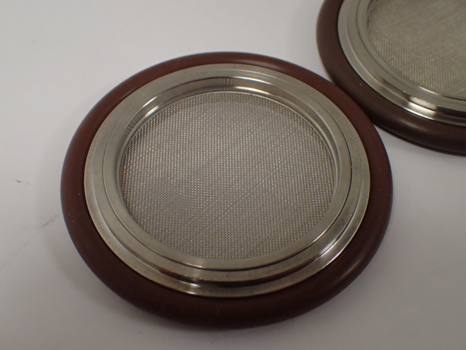 304 STAINLESS STEEL CENTERING RING, VITON O-RING NW50 WITH SCREEN NW50SRVS
