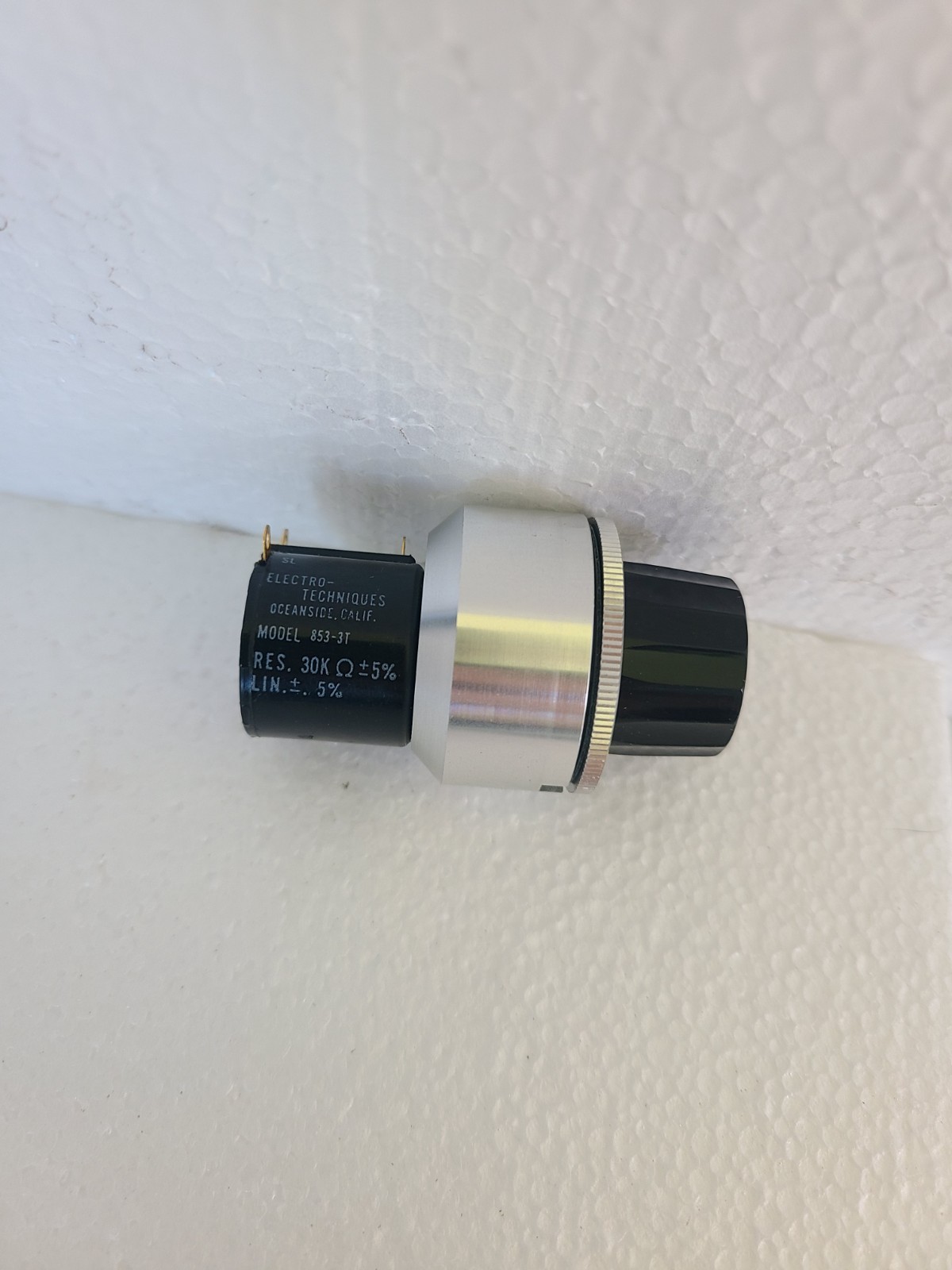 ELECTRO-TECHNIQUES 853-3T 30K OHMS DA2034 COMBO 3 POTENTIOMETER, NOS