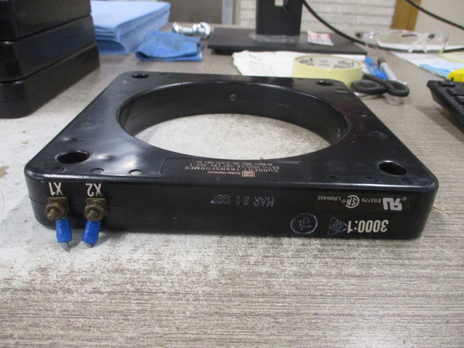 Cutler-Hammer Current Transformer 125-302-1 Ratio 3000:1A 600V 50-400Hz 10KV BIL