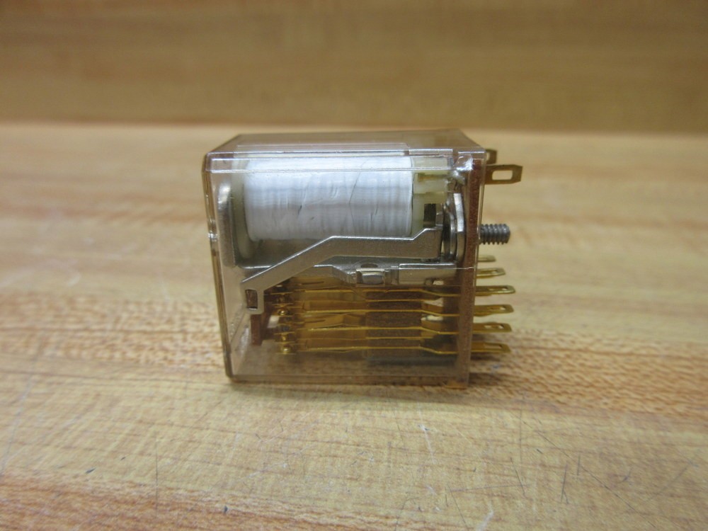 Potter & Brumfield R10-E2028-1-K-00-027 AMF Relay R10-E2028-1