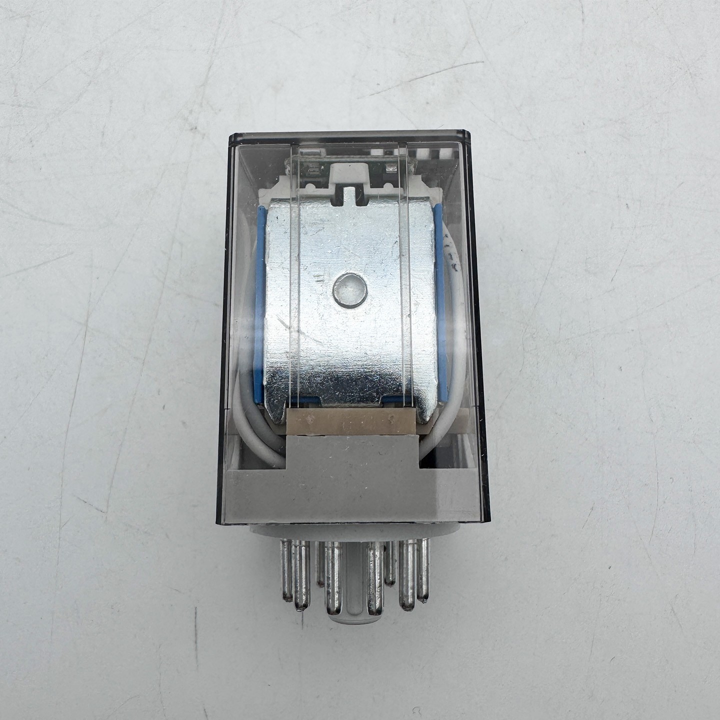 700-HAX3Z24-3-4 GP Tube Base Relay New Original 700HAX3Z2434