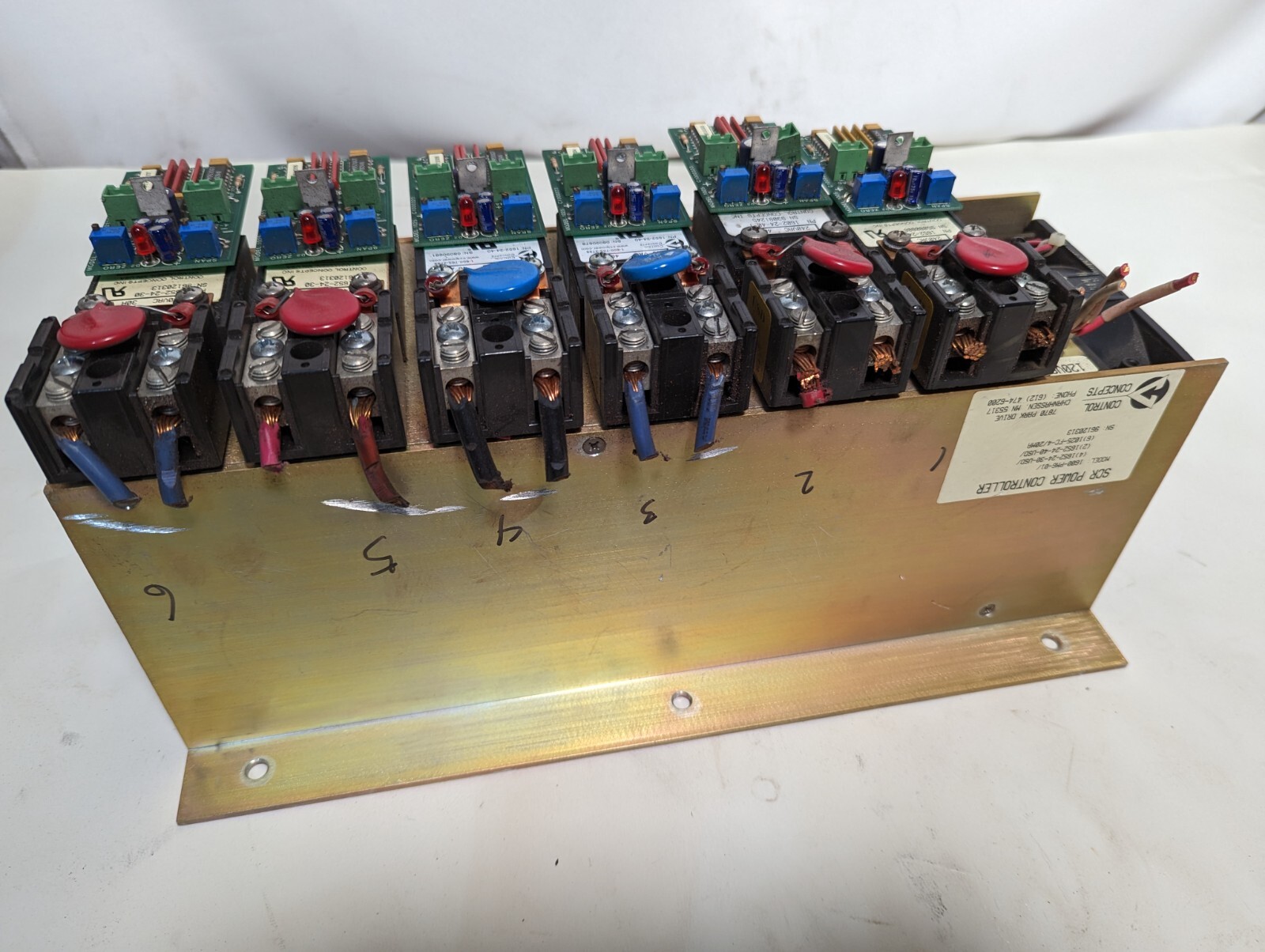 Control Concepts SCR power controller 1600-PM6-01/(4)1652-24-30-USD/(2)1652-24-4