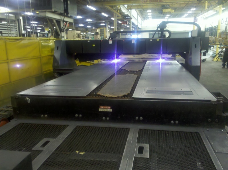 Messer Titan 10/8 10′ X 54′ Dual Head Plasma Cutting System / Flame Table