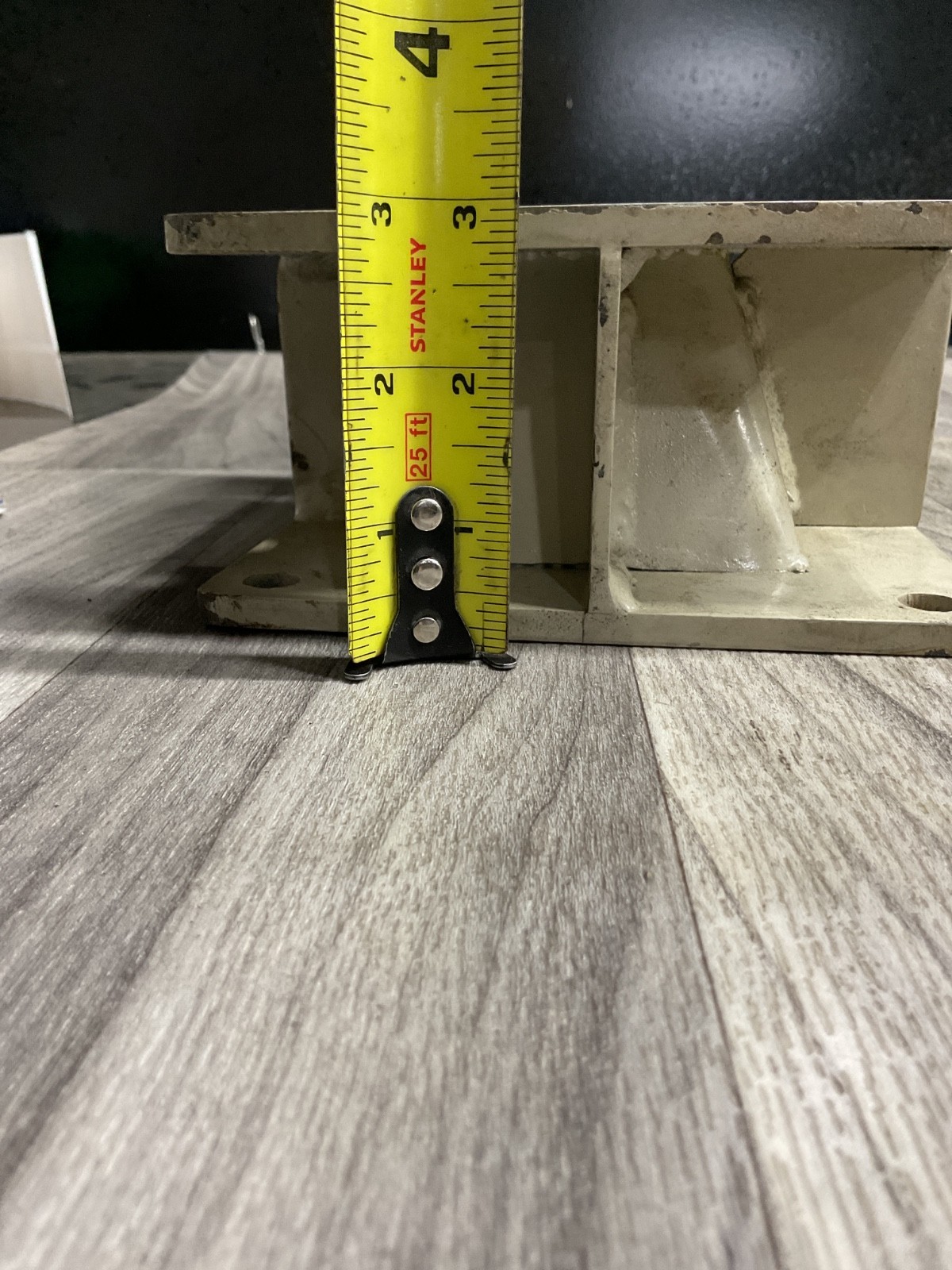 Heavy Duty 4 Bolt Flange *Square to Round Inside* #4008H123PR8