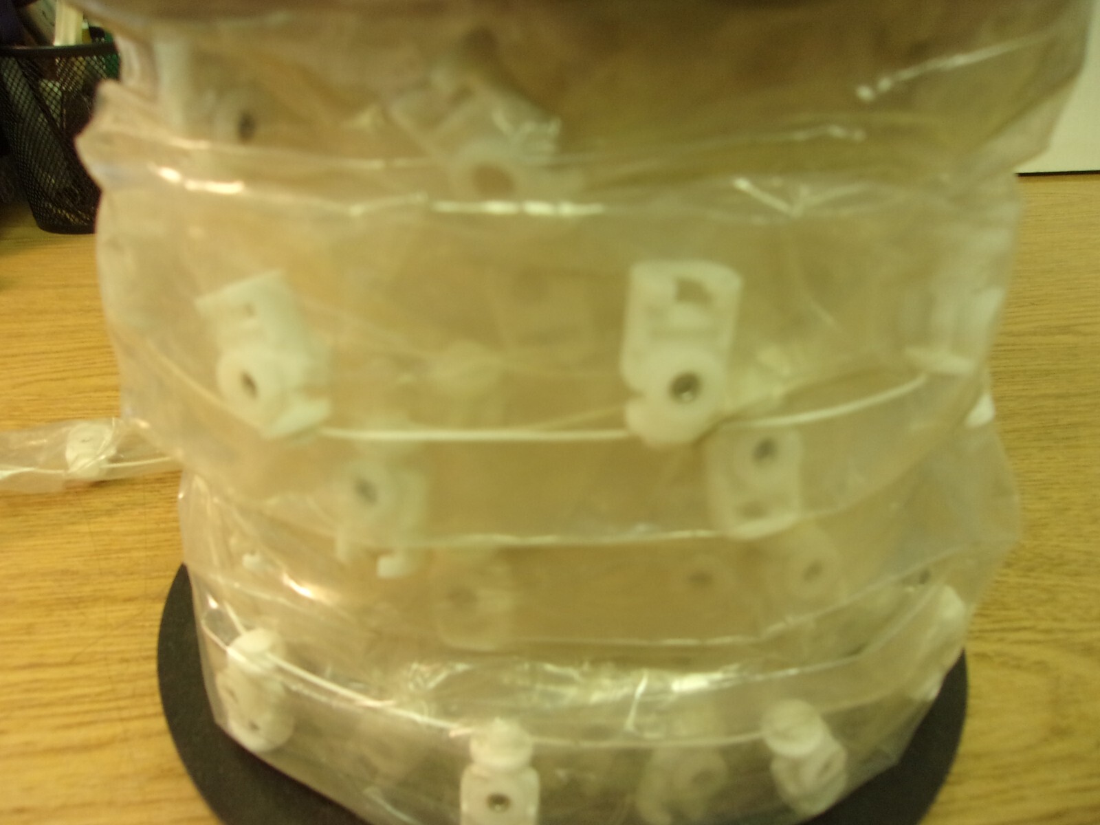 R-Equal R-200-M Roller Ripple Carrier 2 1/8 500 Pcs. 100% Fullness