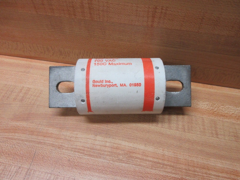 Gould Shawmut Ferraz A70P400-4 Amp-Trap Fuse A70P400