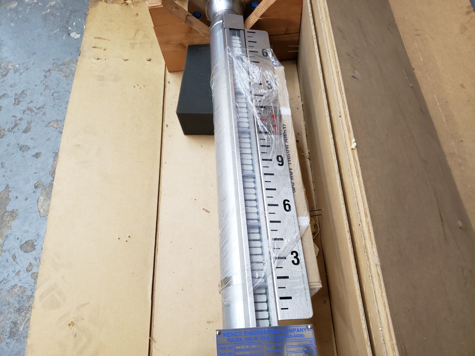 KENCO MLG-A-20 MAGNETIC LEVEL GAUGE NEW IN BOX