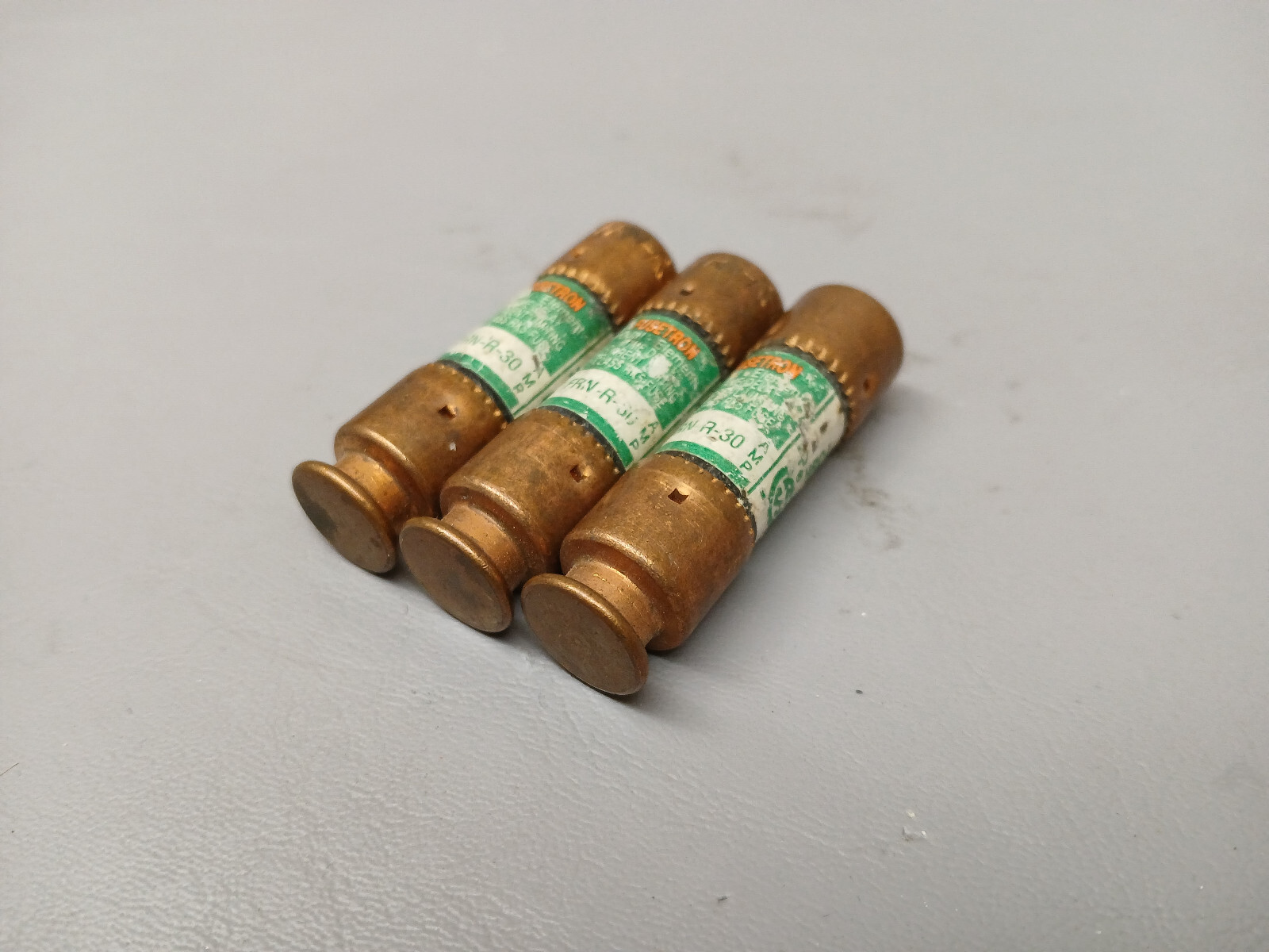 Lot of 3 Fusetron FRN-R-30 30A Class RK5 Fuses