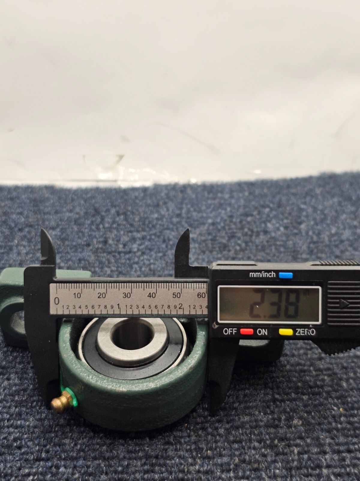 (QTY 2) PGN P202 /UC202-10: BLOCK BEARING 5/8″ BORE CAST IRON CAGE