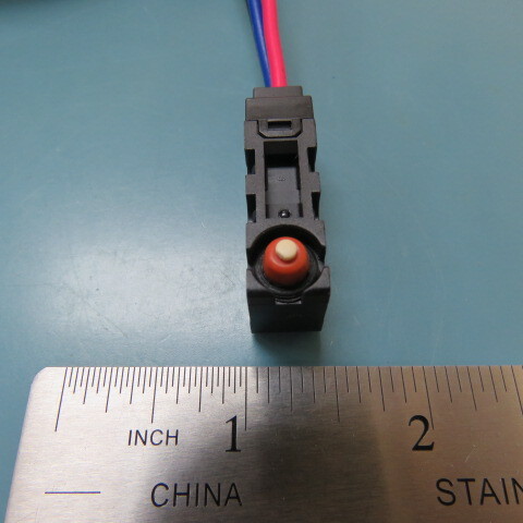 OMRON D2VW-5-1MS Qty of 4 per Lot Switch SPDT Chassis Mount