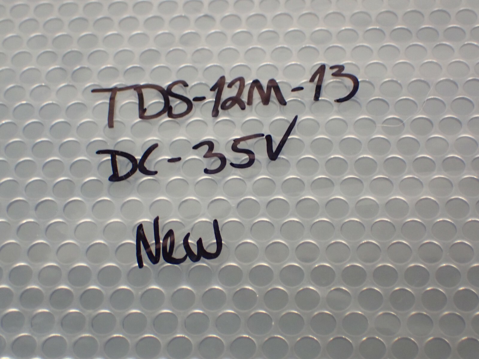 TDS-12M-13 DC-35V Solenoid NEW
