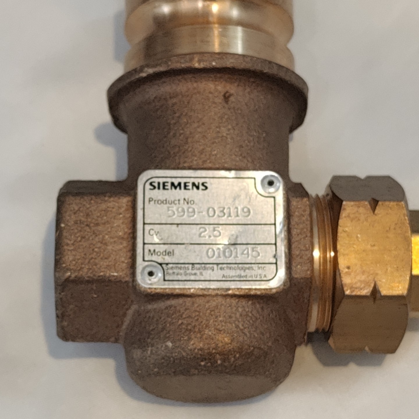 Siemens Flowrite 599-03119 2-Way N/O Brass Equal Percentage Valve Body 1/2″