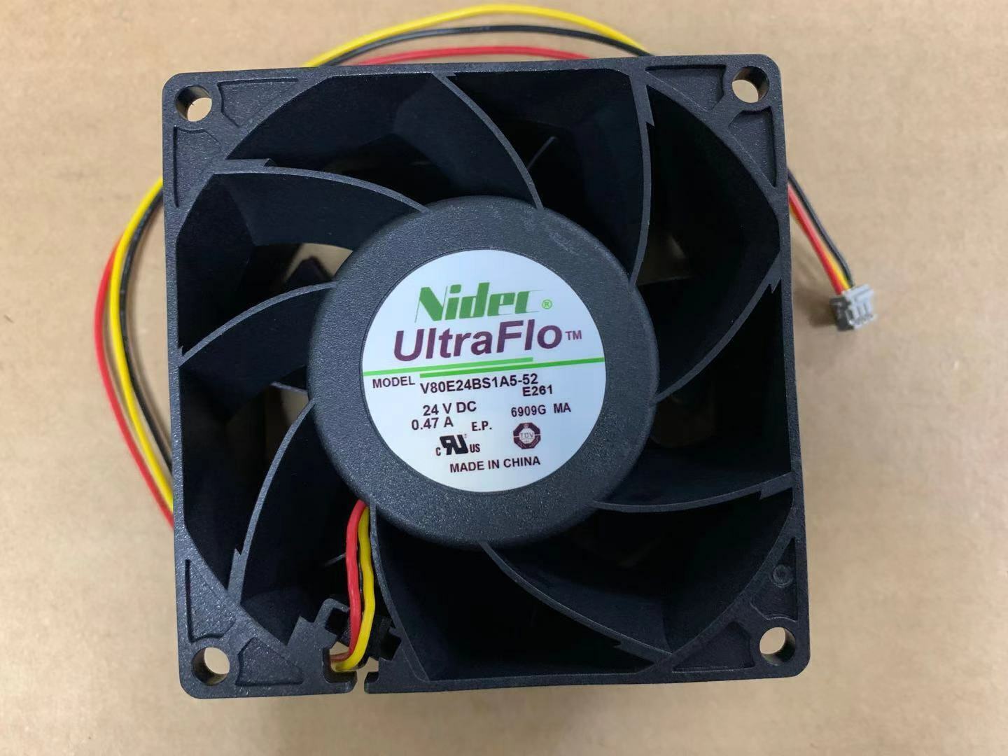 Nidec UltreFlo V80E24BS1A5-52 24V 0.47A 8038 80mm X38mm 3-wire 8CM Schneider fan