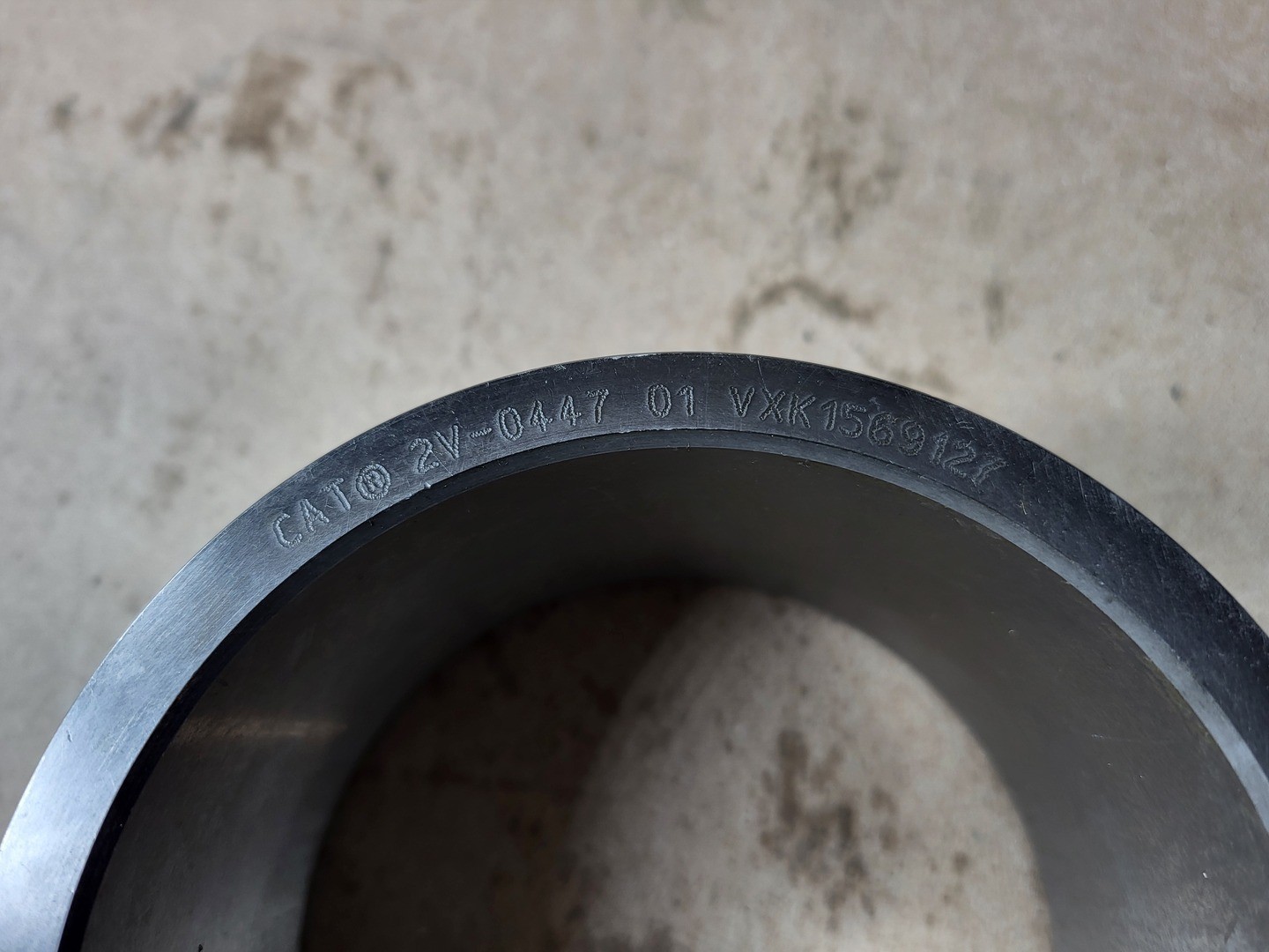 SURPLUS NEW 2022 Caterpillar 2V-0447 Sleeve Bearing , 102mmx120mmx63mm – Parts