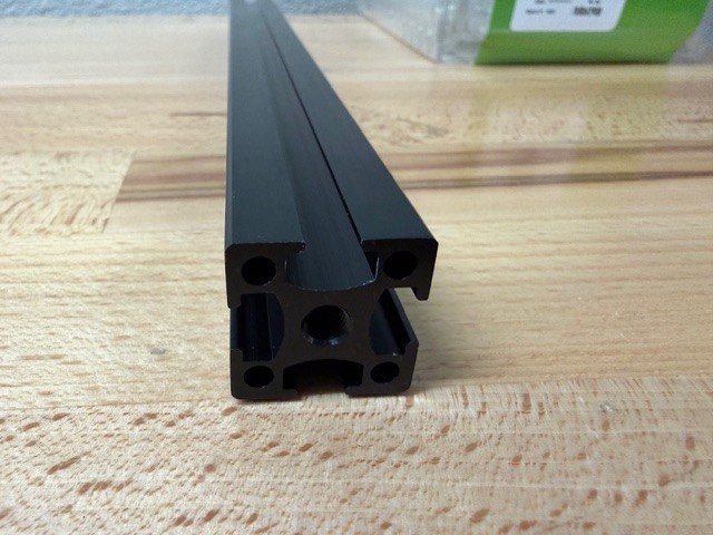 Thorlabs XE25 – 25 mm Square Construction Rail, 375MM Long