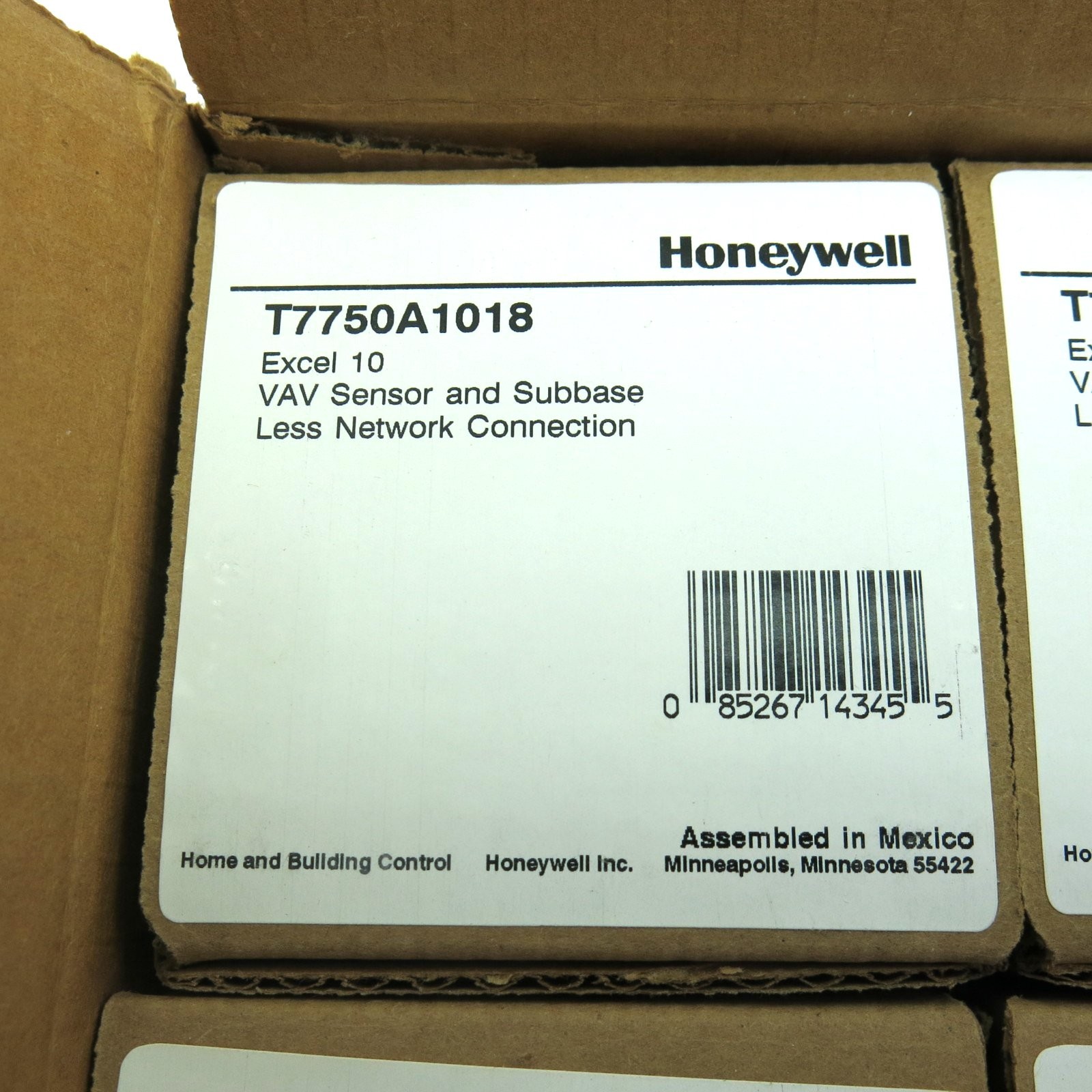Box Of 4 Honeywell T7750A1018 Excel 10 VAV Sensor And Subbases New Old Stock