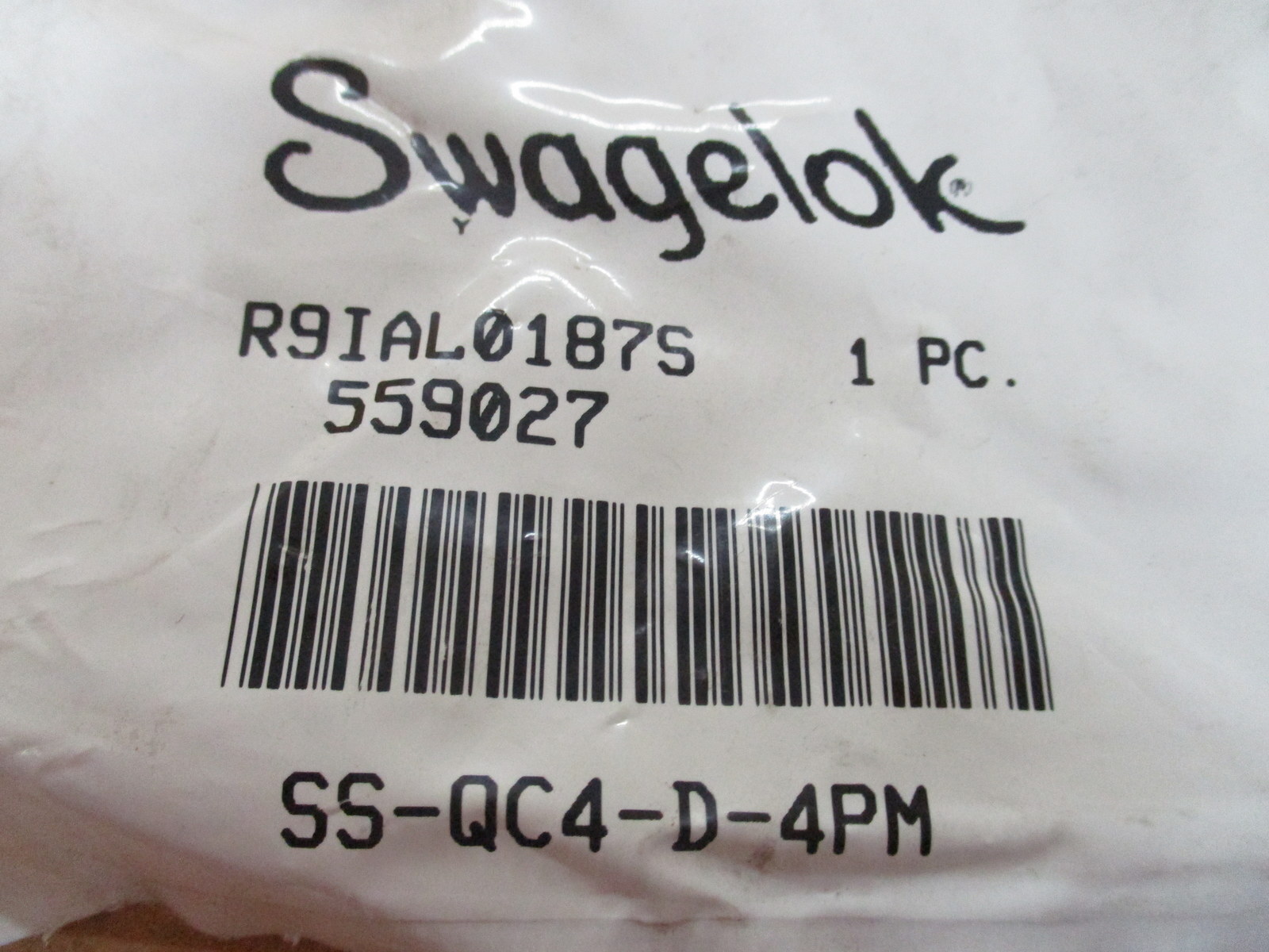 Swagelok SS-QC4-D-4PM Instrumentation Quick Connect Stem W/ Valve