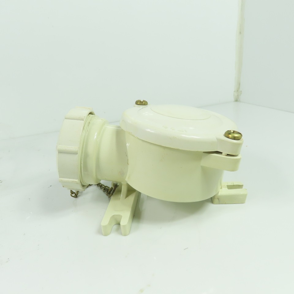 Gluck 2 Gland Receptacle IP56 250V 10-16A NEW
