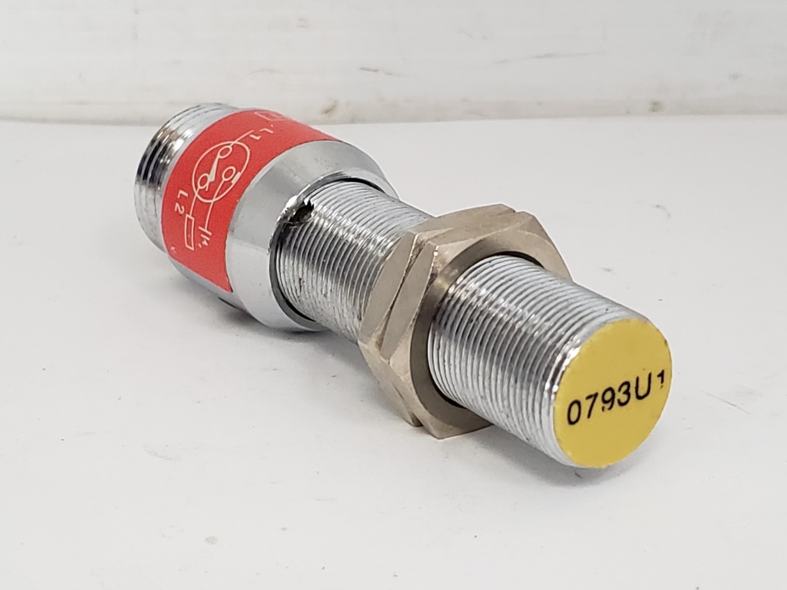 TURCK BI5-G18-RZ3X-B1331 INDUCTIVE SENSOR NC 20-250V 1 LED 3 PIN NNB