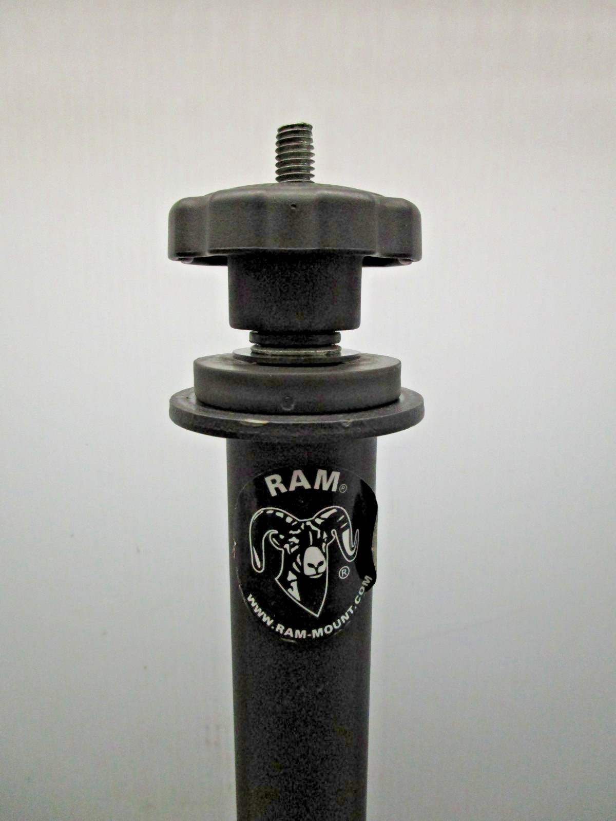 RAM Mount RAM-VP Tele-Pole Assembly 12″ Lower and 8″ Upper Pole