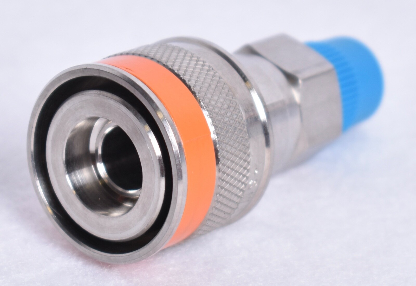Swagelok Quick Connect Body SS-QC6-B-4PMK2