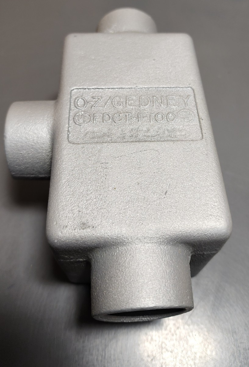 OZ Gedney OZG FSC175 3/4” Cast Device Box & OZG FDCT1100 1″ Cast Device Box