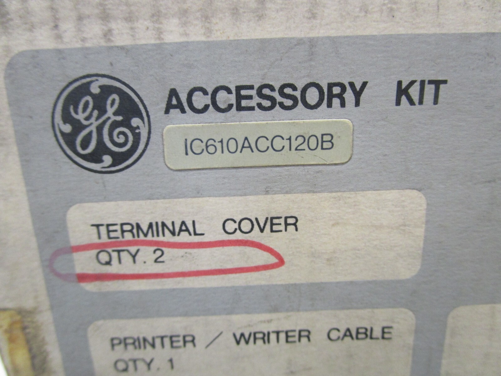 NEW GE FANUC IC610ACC120 ACCESSORY KIT FOR SERIES ONE