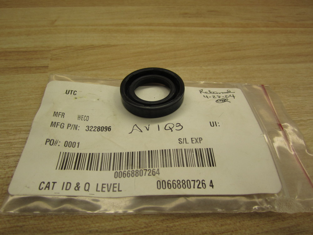 Weco 3228096 Oil Seal