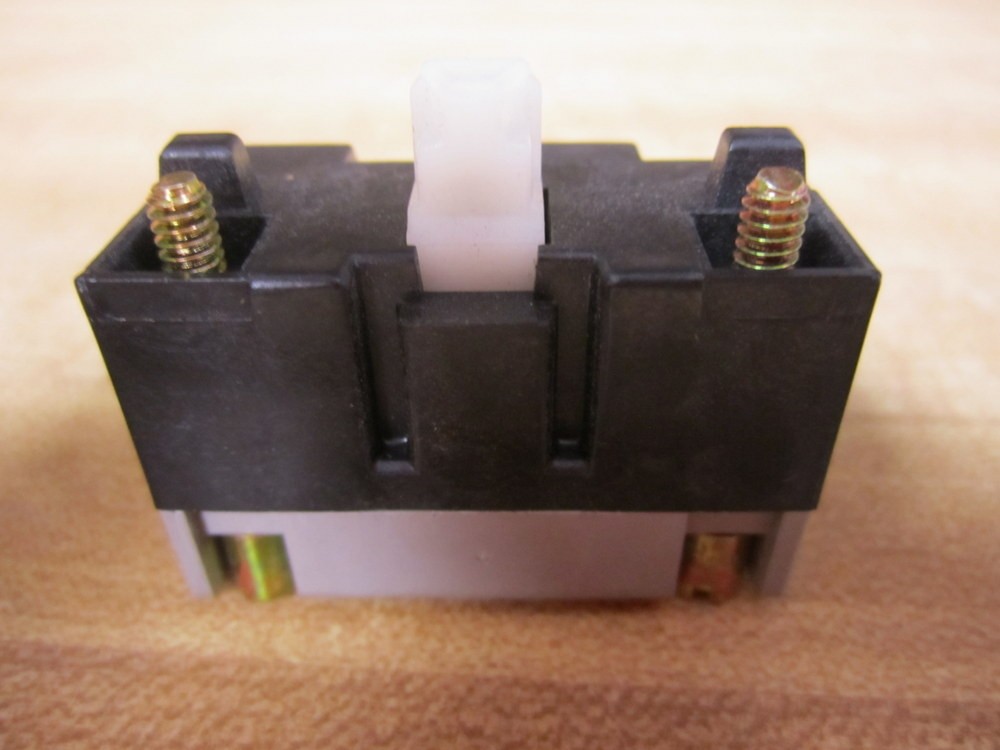 Furnas 52BJK Two Pole Contact Block N.O. N.C.