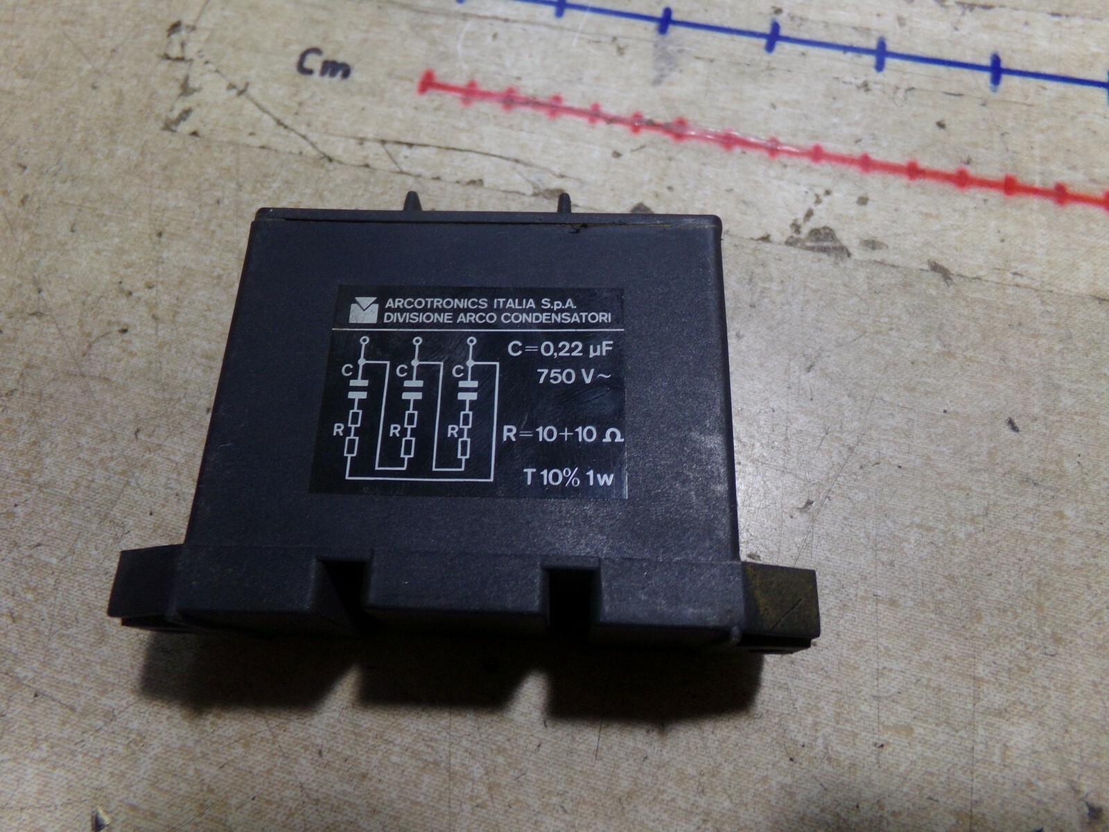 Arcotronics 750V Black Capacitor *FREE SHIPPING*