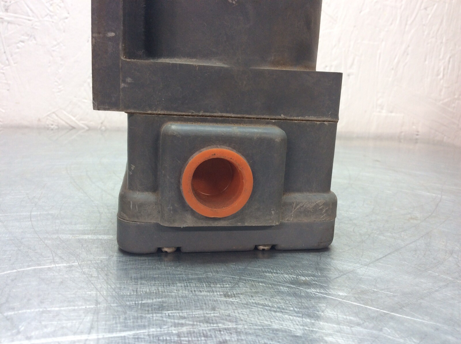 Euclid Electric 111CC1B Shaft Motion Switch Zero Speed Type F