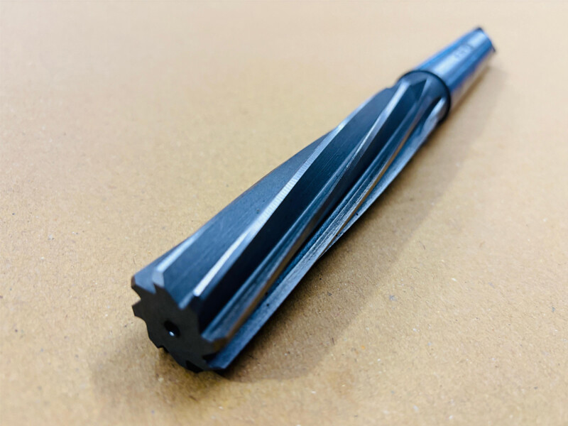 HSS Machine Reamer Dia 25 MM With Taper Shank MT 3 – Cut Edge 115MM – OAL 242 MM
