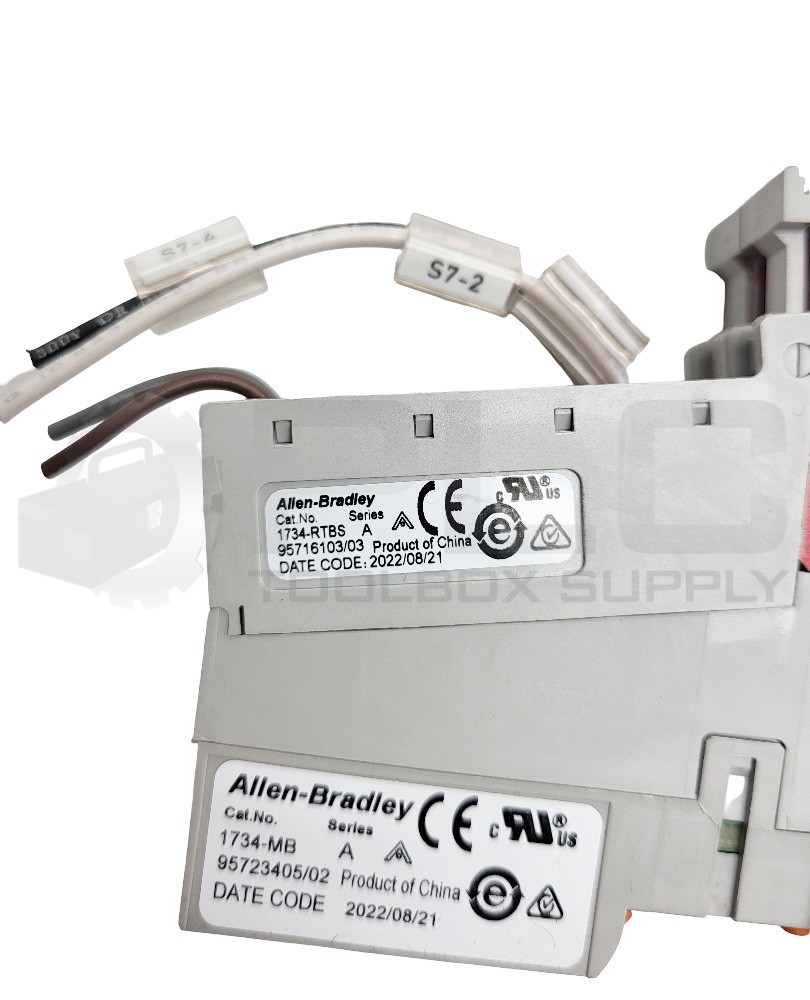 ALLEN BRADLEY 1734-OB8S /B TERMINAL BASE W/ 1734-MB /A W/ 1734-RTBS /A