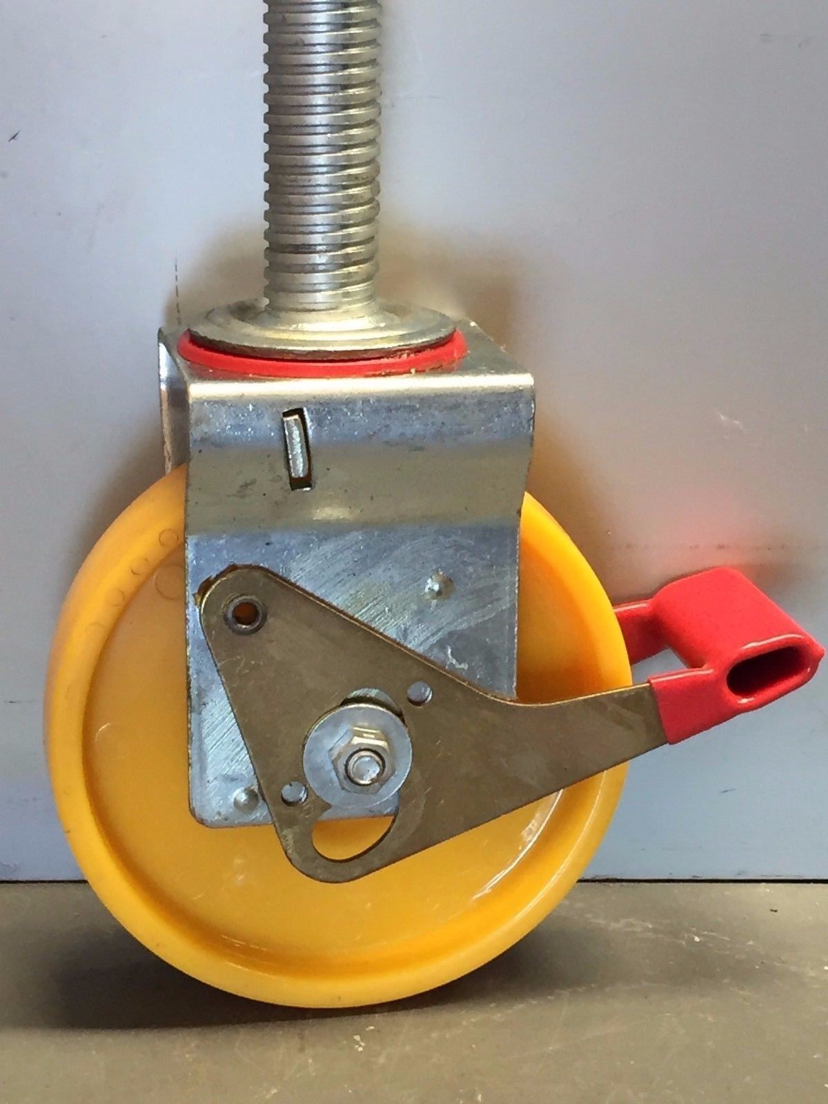 CUSTERS 750kg Mobile Scaffold Adjustable Caster Wheel 200mm x 50mm Fit tube 48mm