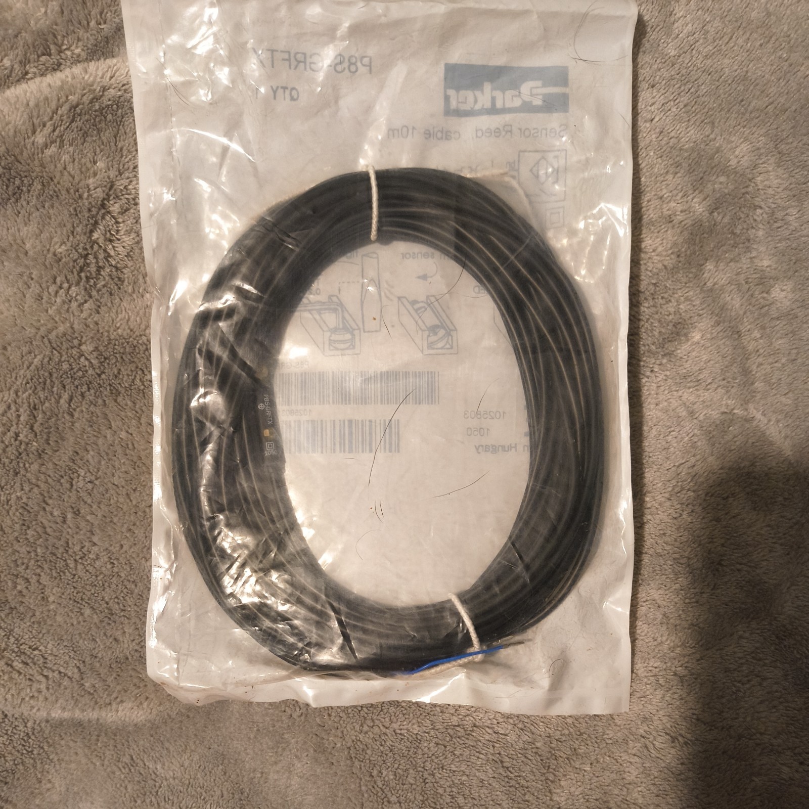 SEALED NEW PARKER P8S-GRFTX SENSOR REED W/ 10M CABLE 10-120V AC/DC 6W