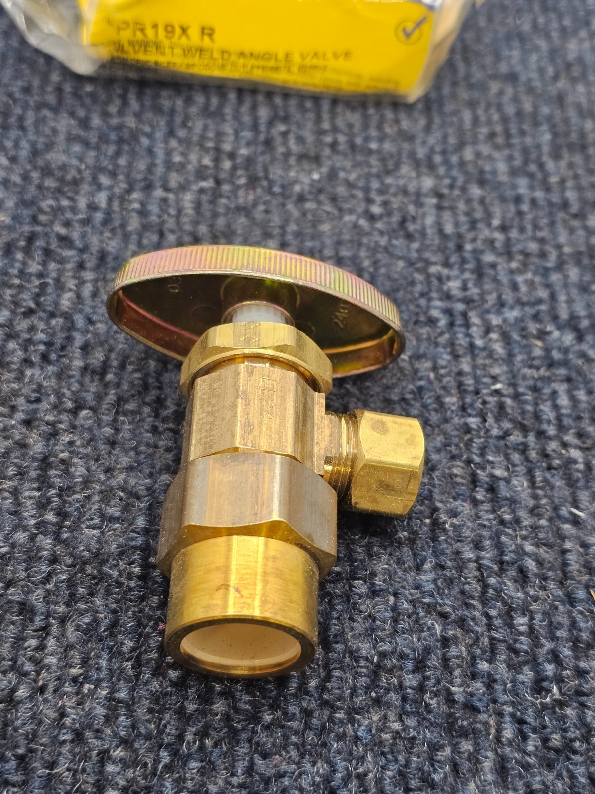 Brasscraft MPR19X R 1/2″ CPVC X 3/8″ OD Compression Angle Stop Rough Finish