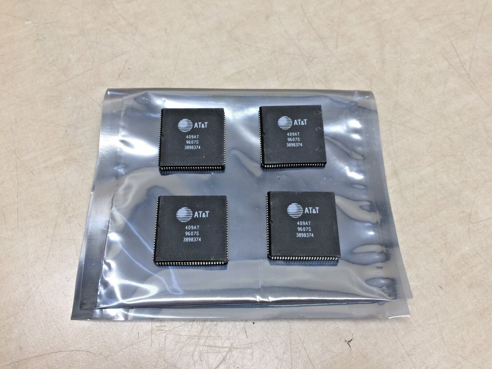 Lot of 4 AT&T 409AT 9607S 3898374 Micro Processor
