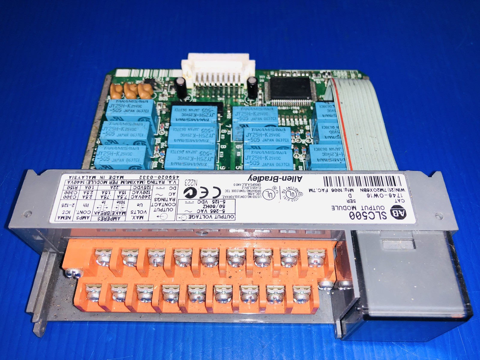 ALLEN BRADLEY 1748-0W16 SERIES D OUTUT MODULE 5-265 VAC, 50/60 HZ