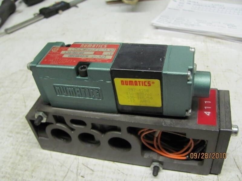 Numatics 082SA415K013A w/ mark 8 manifold 1/4″ ports
