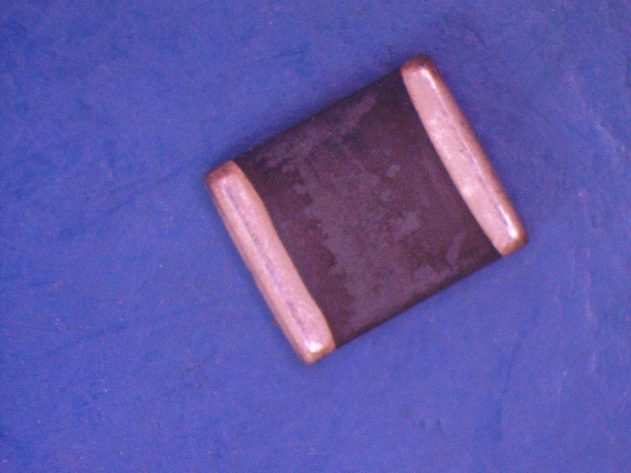 EPCOS CN2220K11G Qty of 100 per Lot VARISTOR, 14V, 5.4J, SURFACE MOUNT