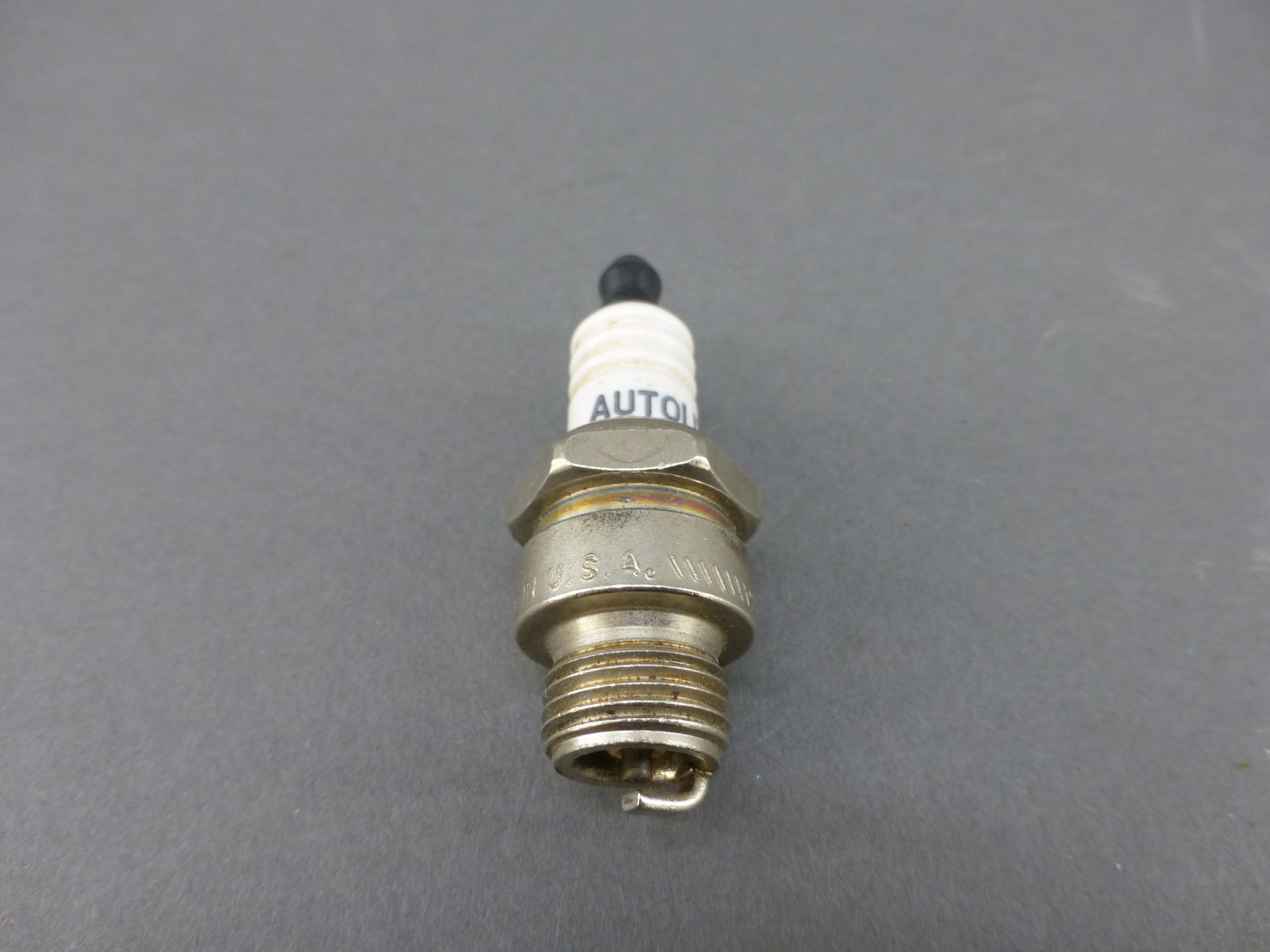 Autolite 255 Spark Plug – NEW Surplus!