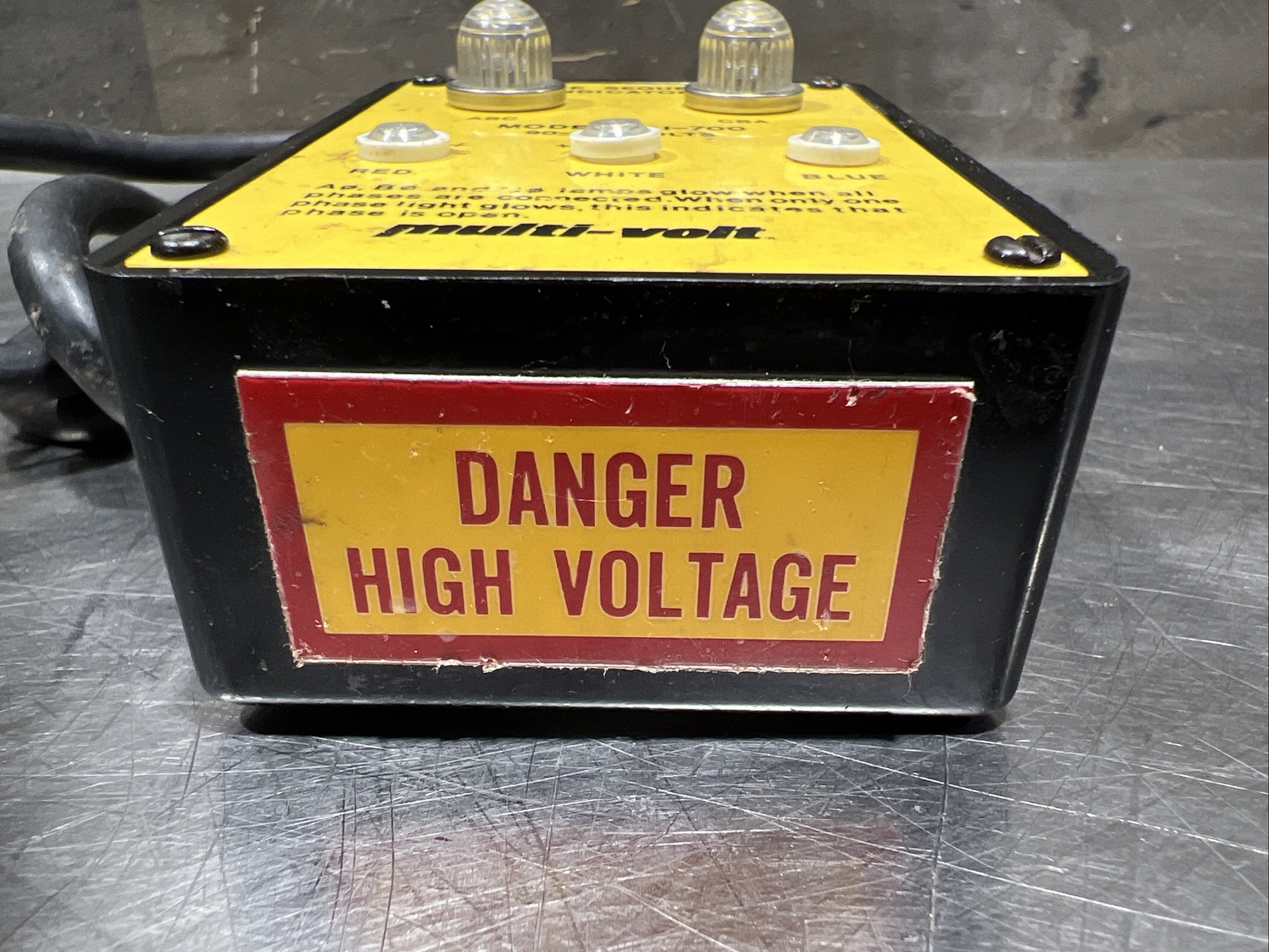 MULTI-VOLT Megger PSI-700 PHASE SEQUENCE ROTATION INDICATOR Used Surplus