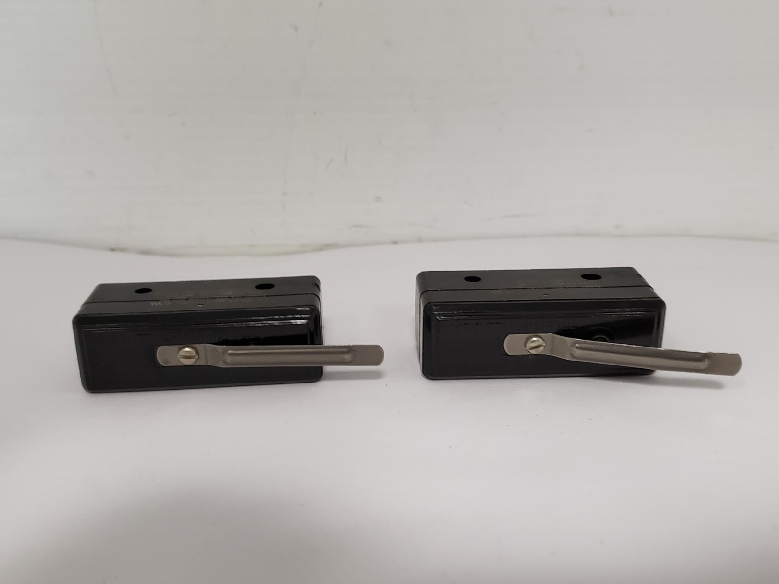 MICRO SWITCH BZ-2RL-A2 LIMIT SWITCH LEVER SPDT 15A 125/480V