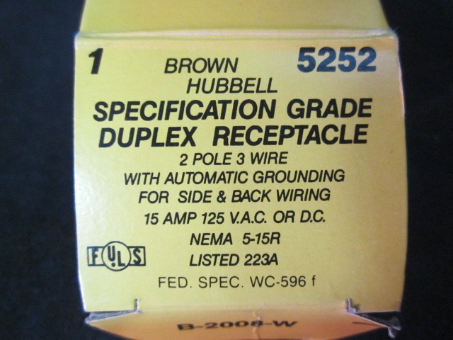 Applied Materials 0720-90686 BROWN Spec Grade Duplex 15A 125VA