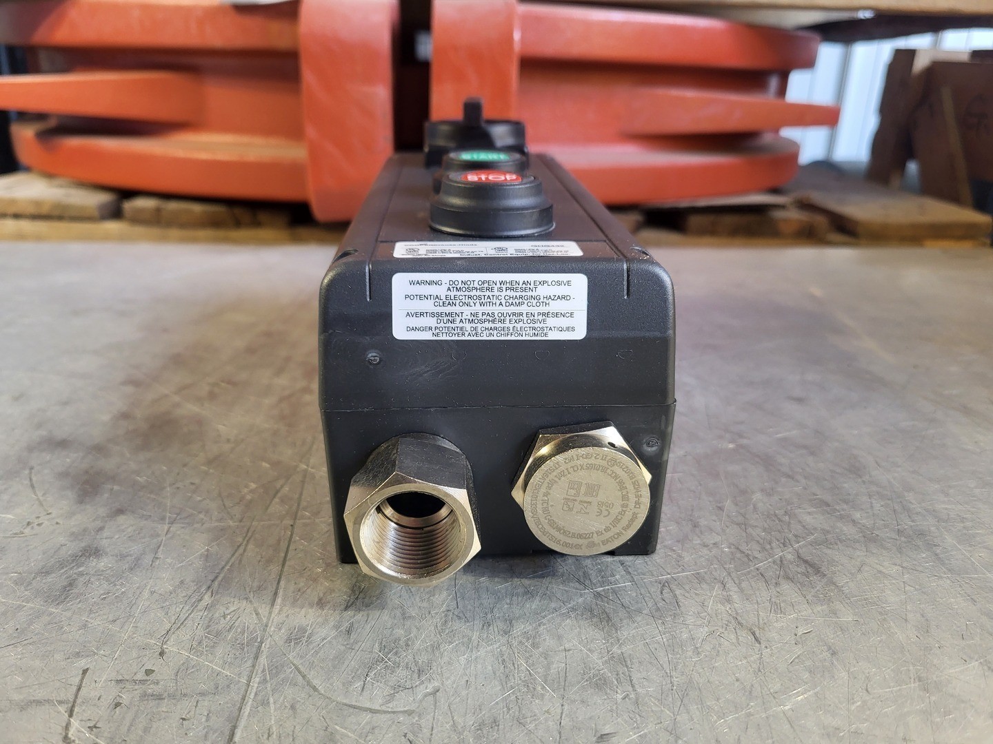 SURPLUS NEW CROUSE-HINDS GHG434 Push Button Control Station – Electrical