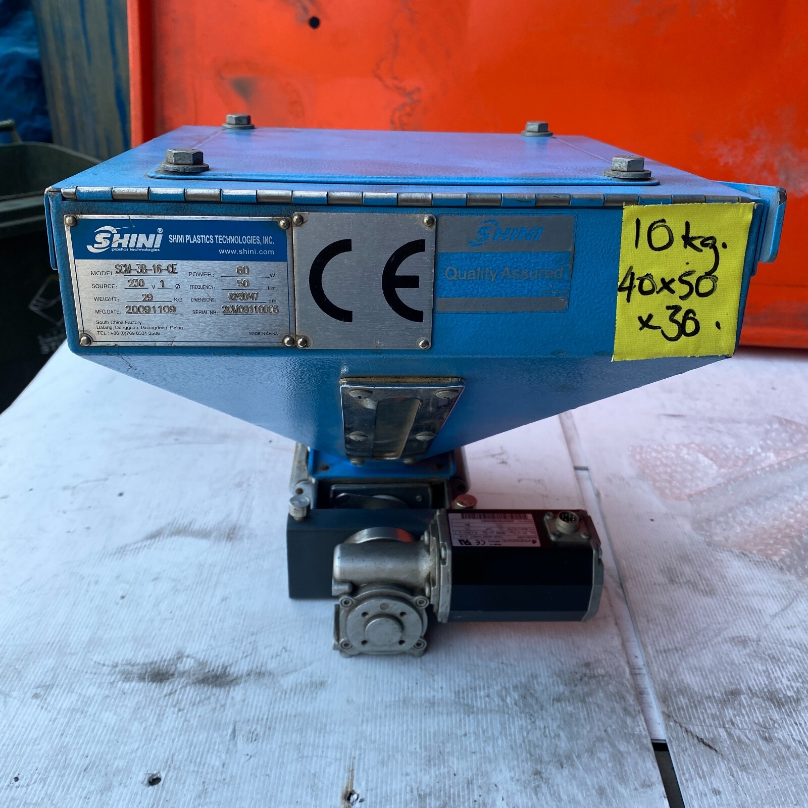 Shini SCM Volumetric Doser Plastic Hopper Dispenser Stainless Auger SCM-38-16-CE